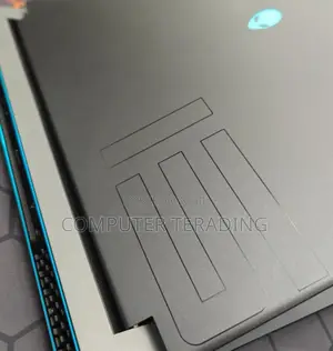 New Laptop Alienware Area-51m 16GB Intel Core I7 SSD 1T