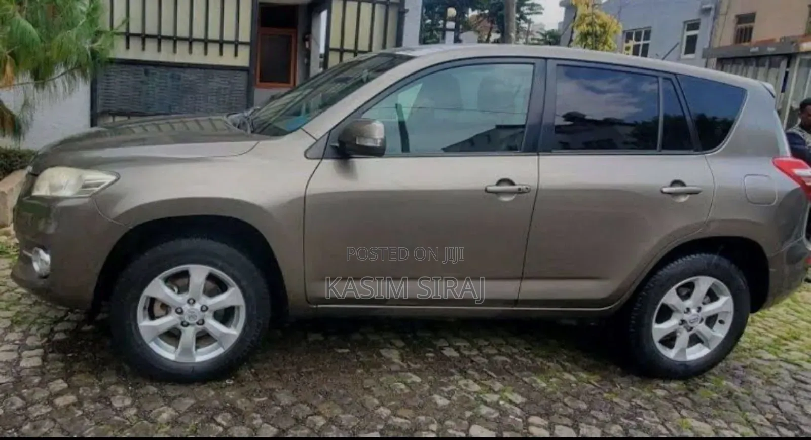 Toyota RAV4 2.5 2010 Gray