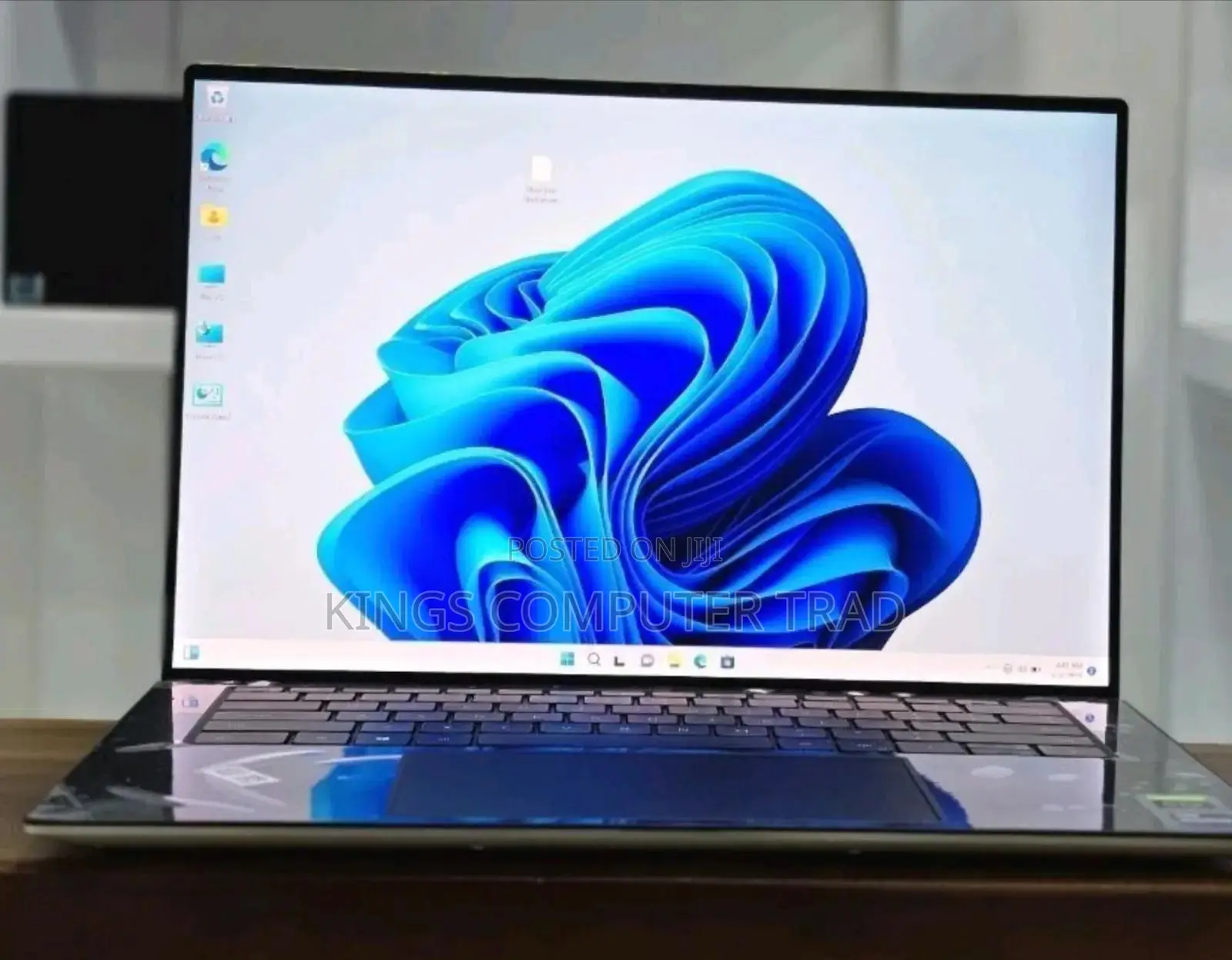 New Laptop Dell XPS 15 32GB Intel Core I9 SSD 1T