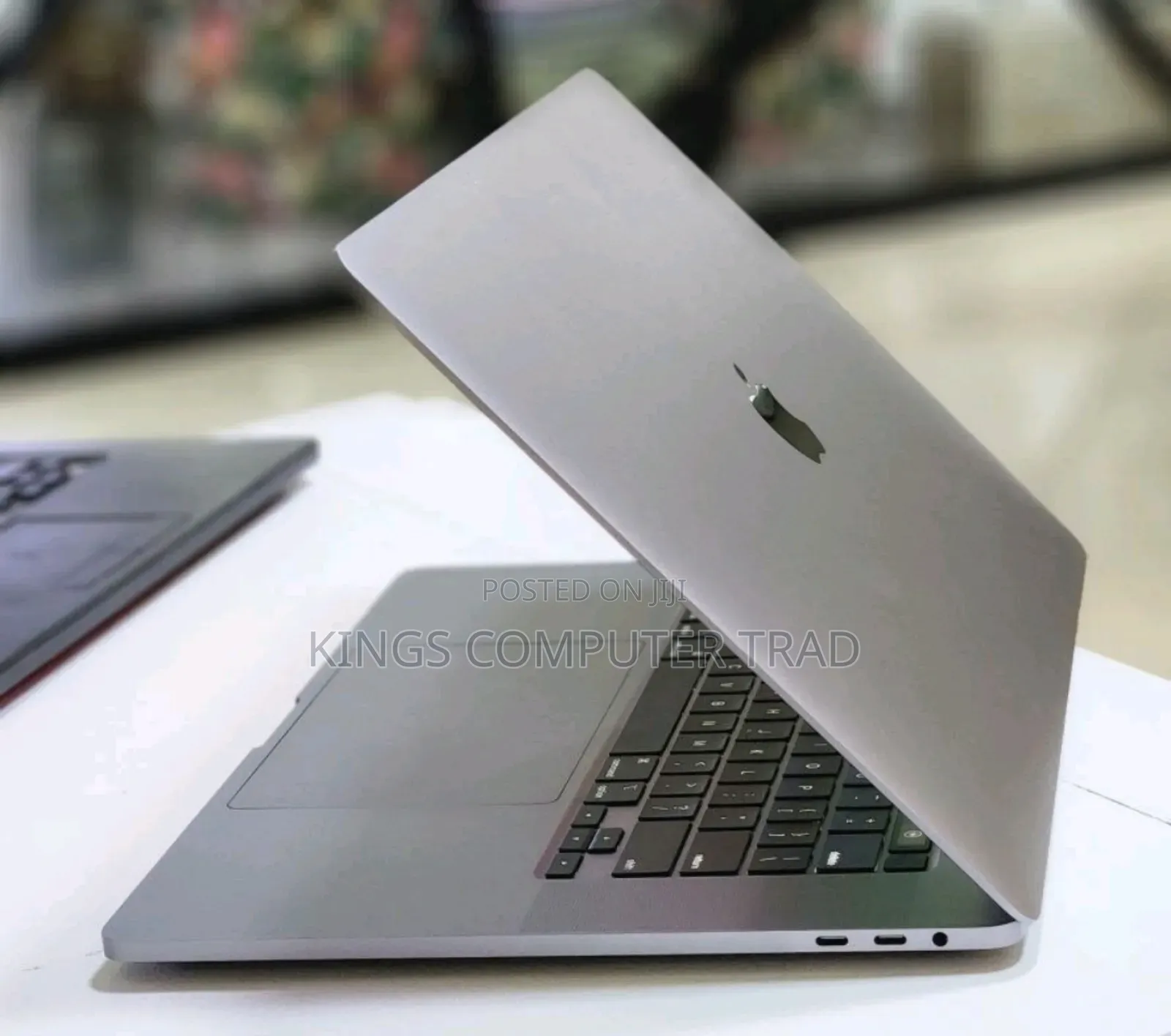 New Laptop Apple MacBook Pro 2019 32GB Intel Core I9 SSD 1T