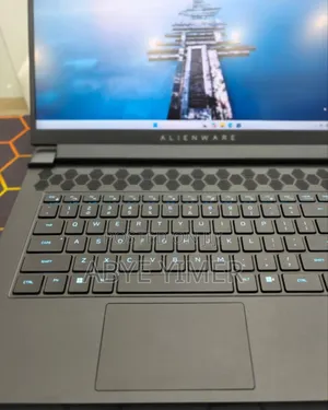 New Laptop Alienware M15 R3 16GB Intel Core I7 SSD 1T