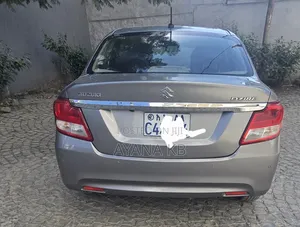 Suzuki Dzire 2023 Silver