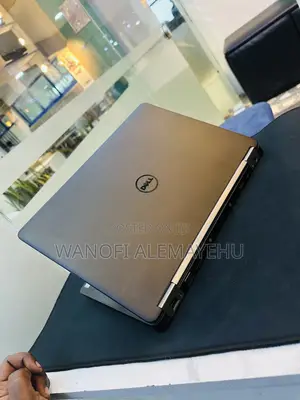 Photo - Laptop Dell Latitude 14 8GB Intel Core I5 SSD 256GB