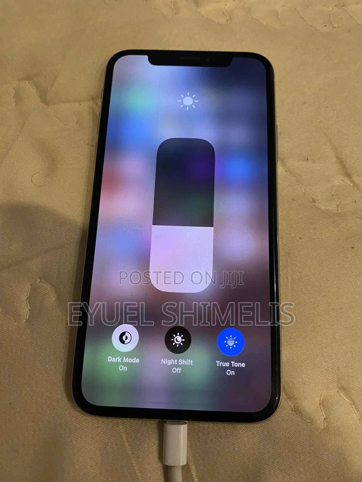 Apple iPhone X 64 GB White