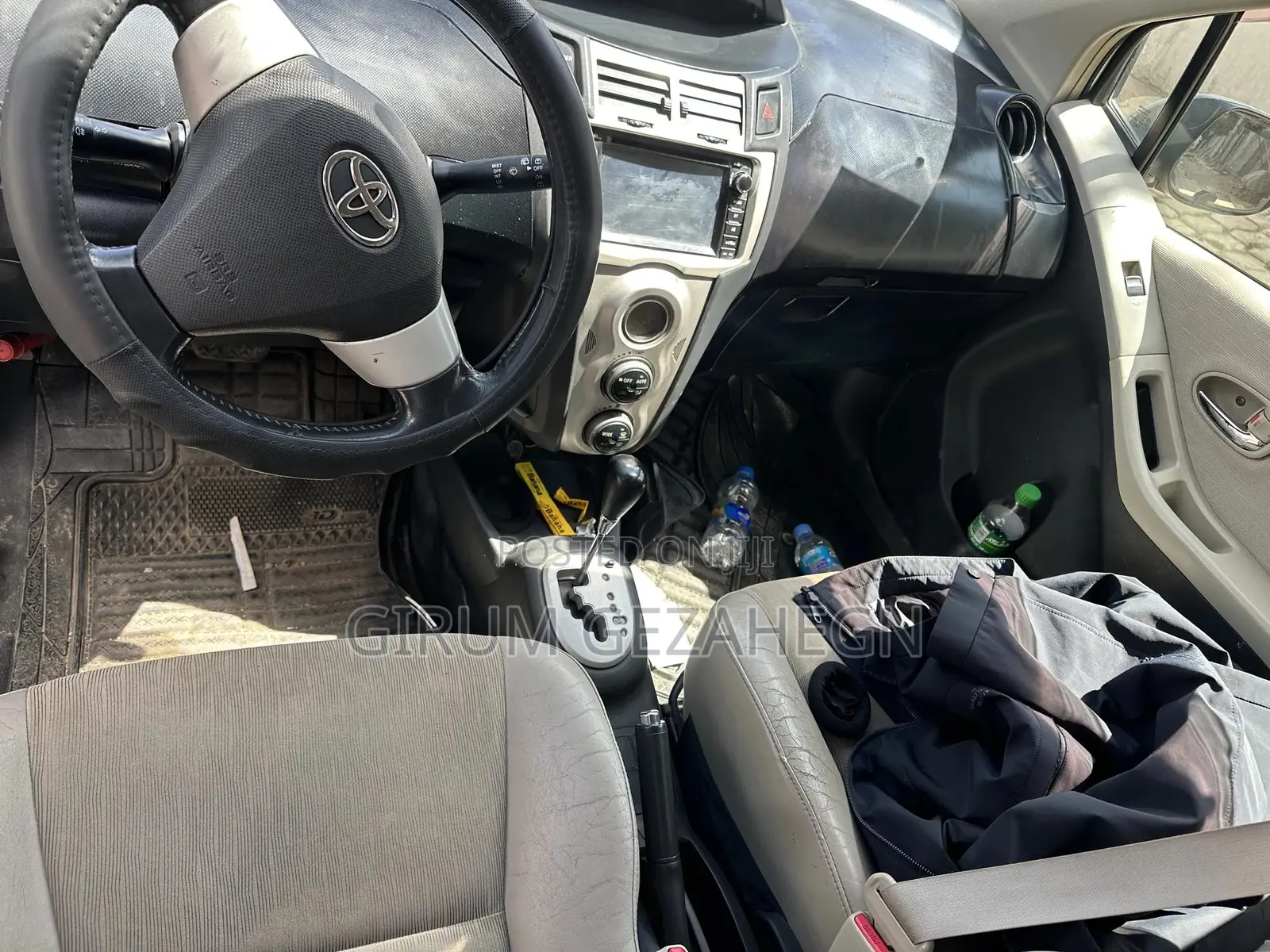 Toyota Yaris 2008 Gray