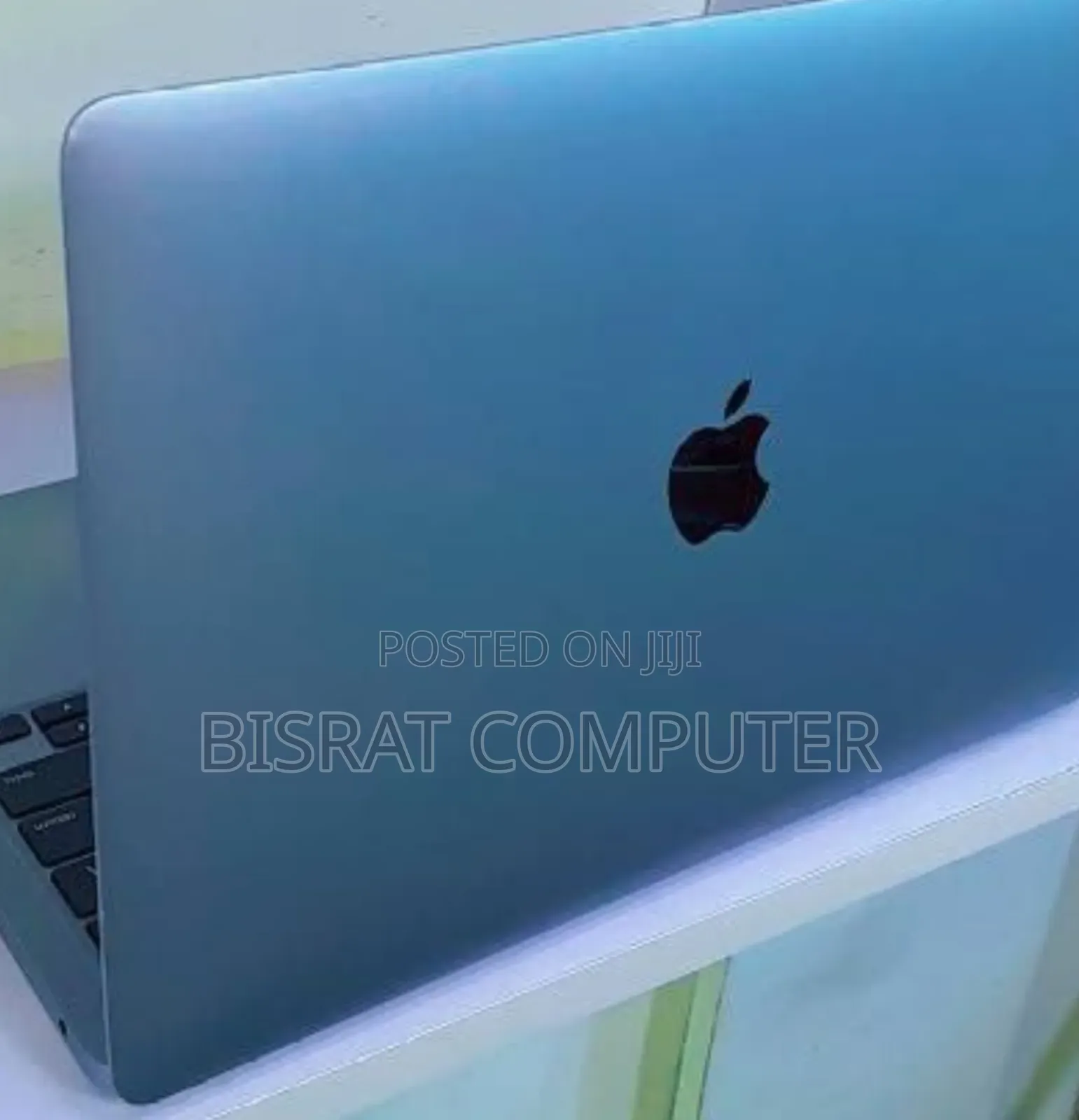 New Laptop Apple MacBook Air 2020 M1 8GB Apple M1 SSD 256GB