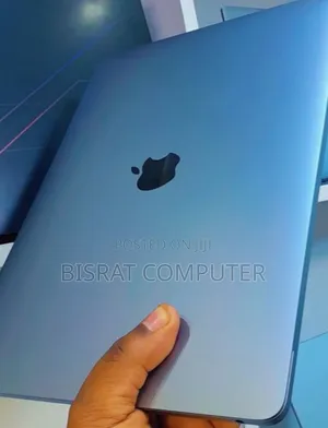 New Laptop Apple MacBook Air 2020 M1 8GB Apple M1 SSD 256GB