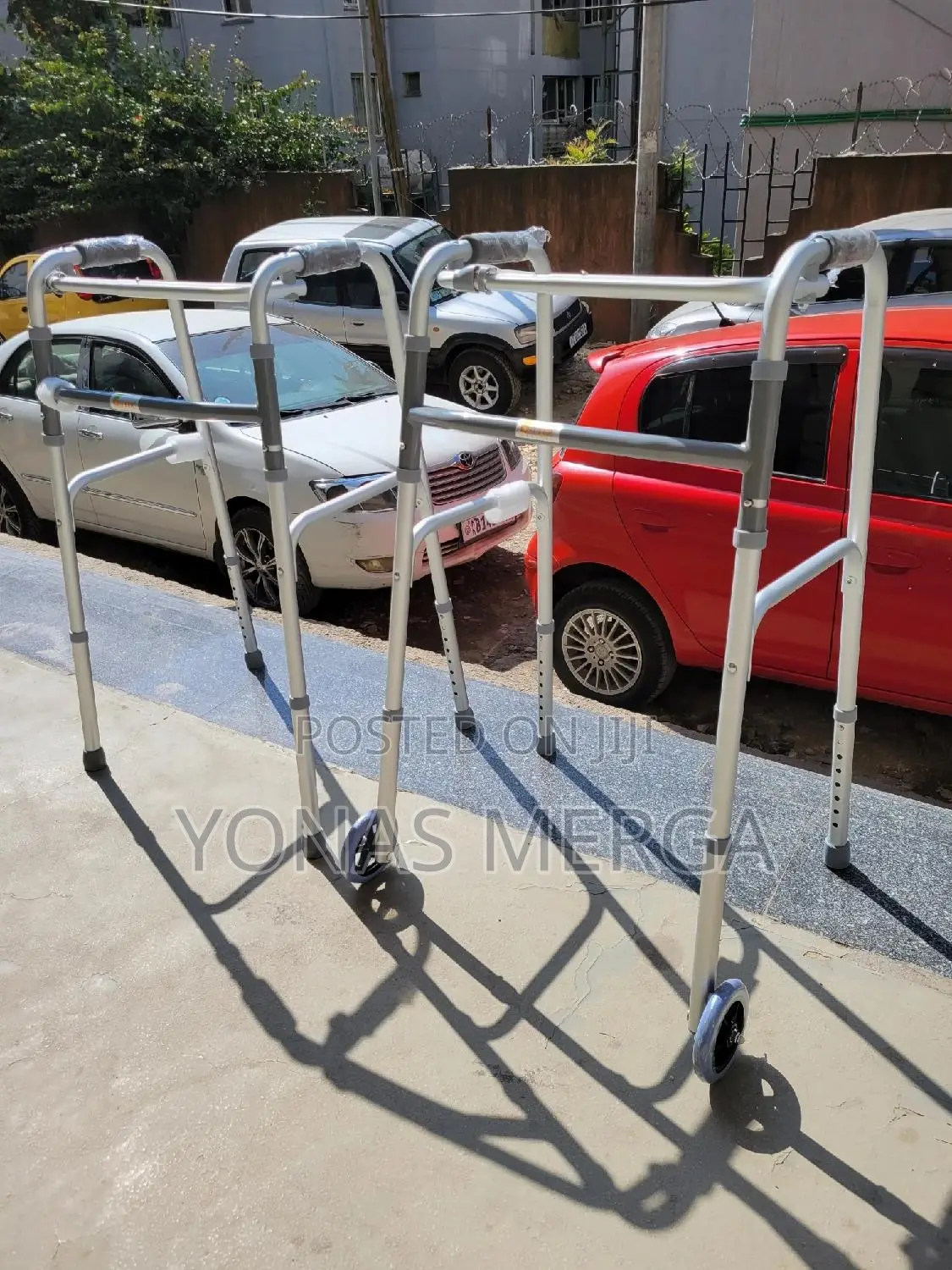 Walker or Walking Frame栃❩Walker, Standard Folding W/Wheels፨黃strength