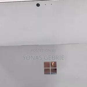 New Laptop Microsoft Surface 8GB Intel Core I5 SSD 128GB