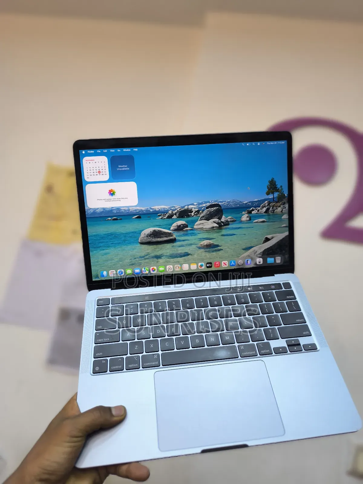 New Laptop Apple MacBook Pro M1 8GB Apple M1 SSD 256GB