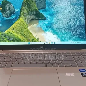 New Laptop HP Stream Notebook 16GB Intel Core I7 SSD 1T