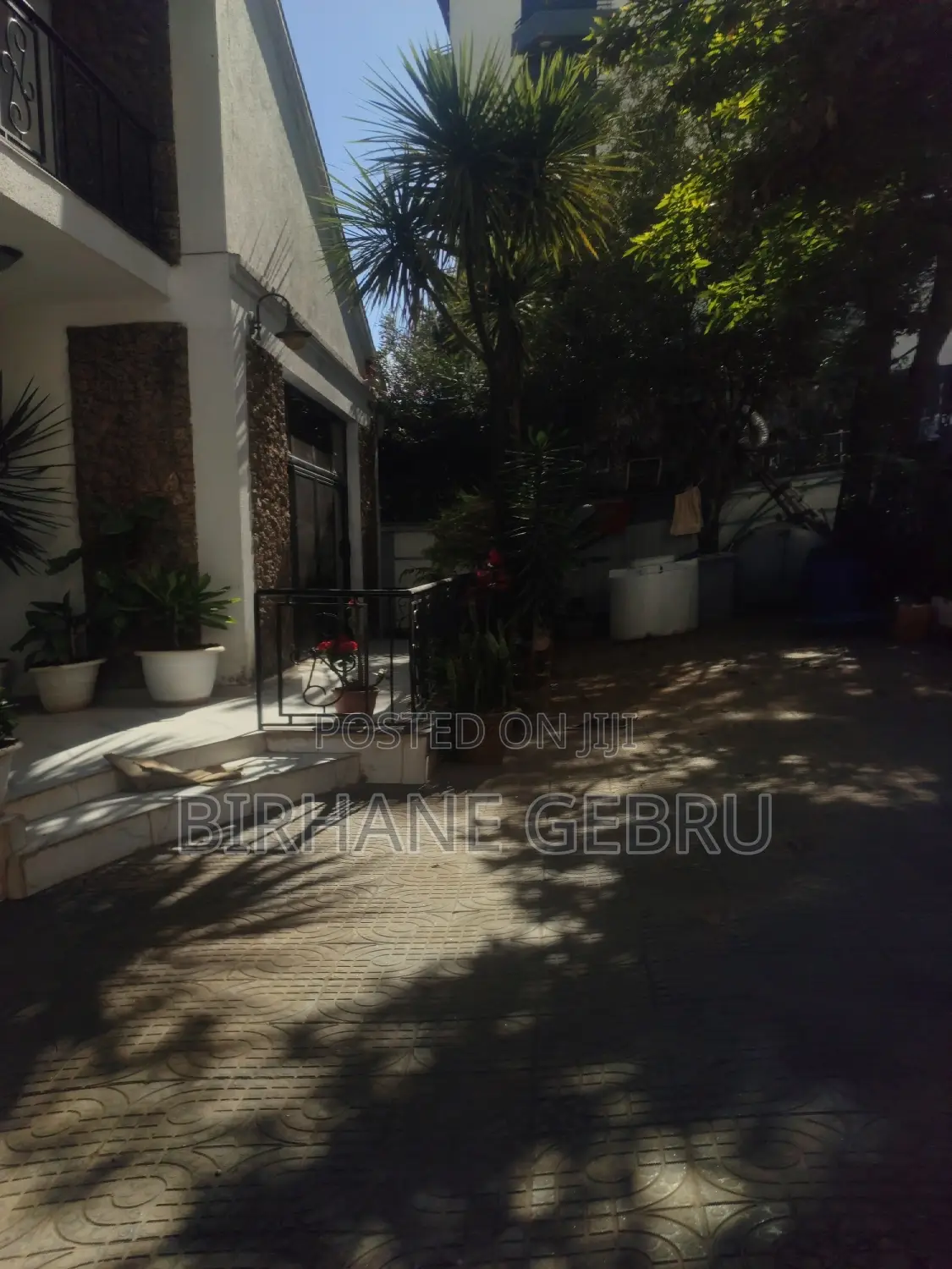 Furnished 12bdrm House in G+2  Fernished Guest, Bole for rent