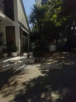 Furnished 12bdrm House in G+2  Fernished Guest, Bole for rent