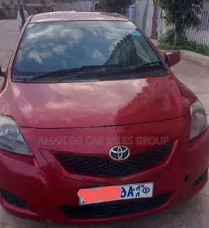Toyota Yaris 2008 Red