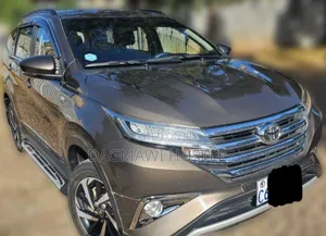 Photo - Toyota Rush 2023 Gray