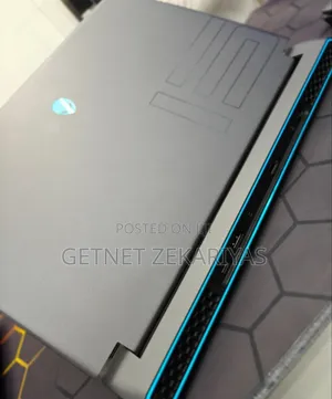 New Laptop Alienware M17x R2 16GB Intel Core I7 SSD 1T