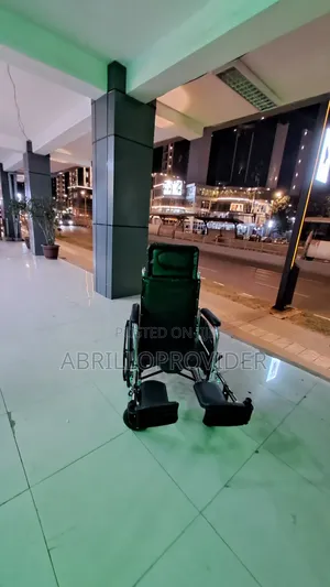 Photo - Toilet Wheelchair田手wheelchair口手wheelchair卜手wheelchair山手wheelchair水手whe