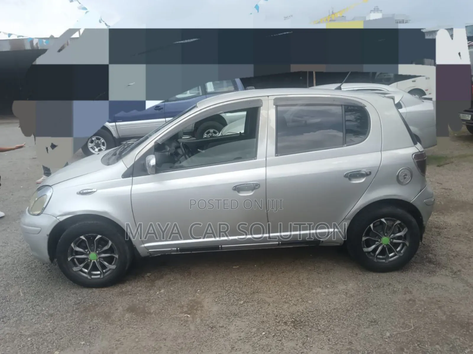 Toyota Vitz 2004 Silver