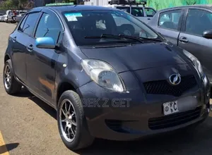Toyota Yaris 2005 Ivory
