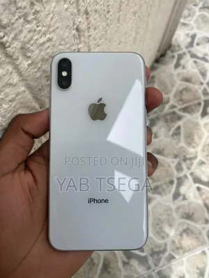 Apple iPhone X 64 GB White