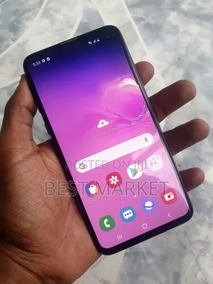 Photo - New Samsung Galaxy S10e 256 GB Black