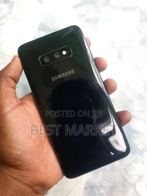 New Samsung Galaxy S10e 256 GB Black
