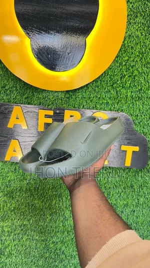 Photo - New Nike Slides