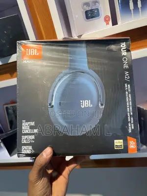 Photo - JBL Headset