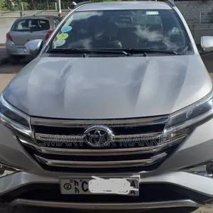 Photo - Toyota Rush 2021 Silver