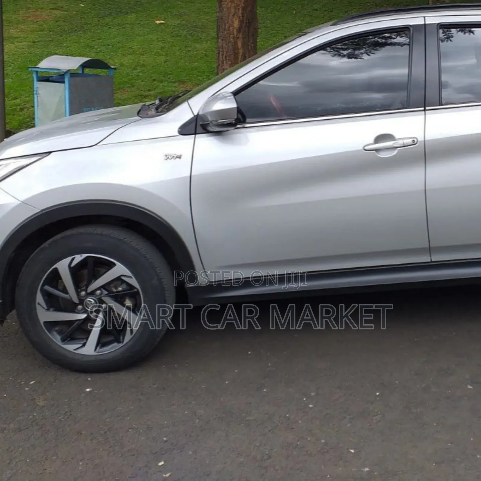 Toyota Rush 2021 Silver