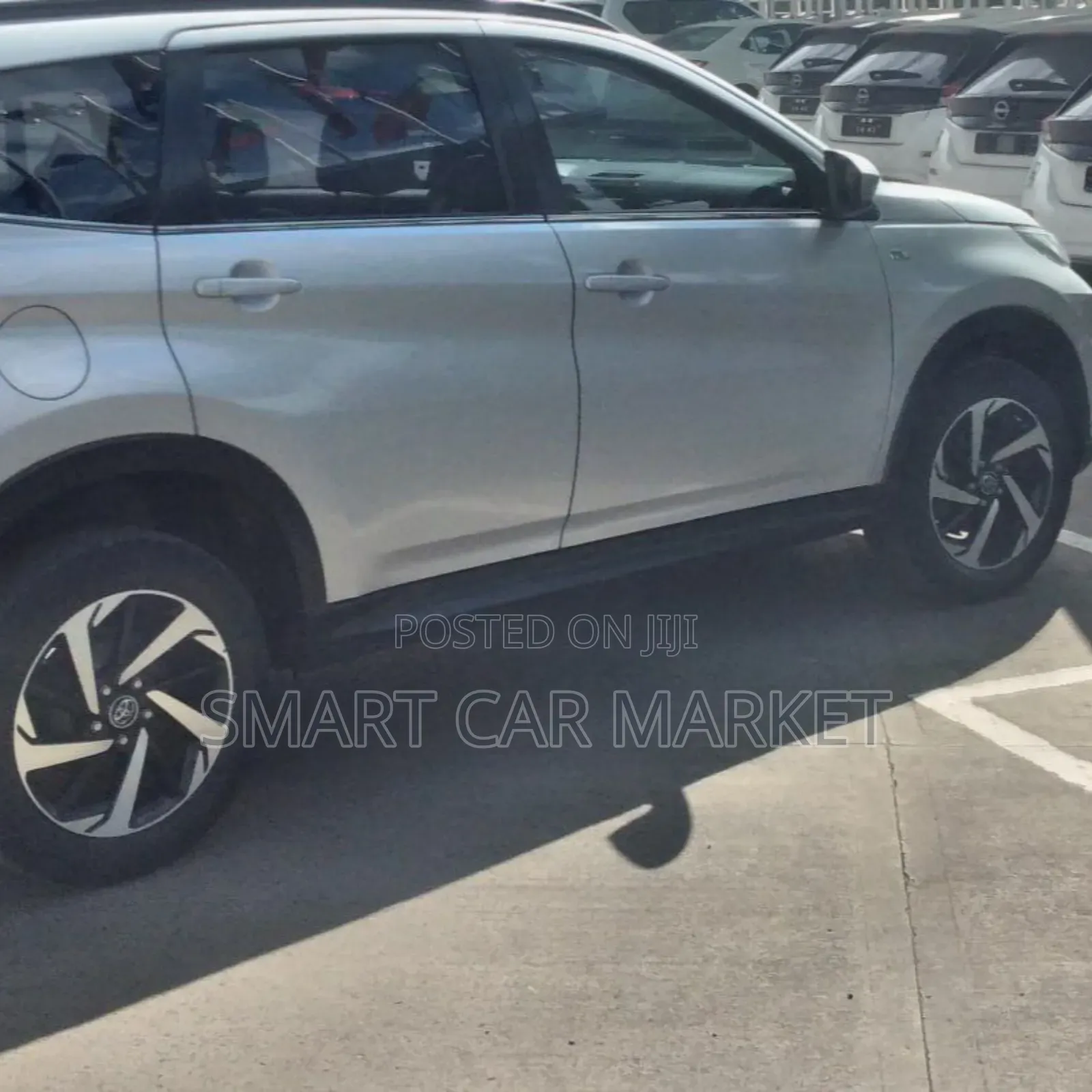 Toyota Rush 2021 Silver