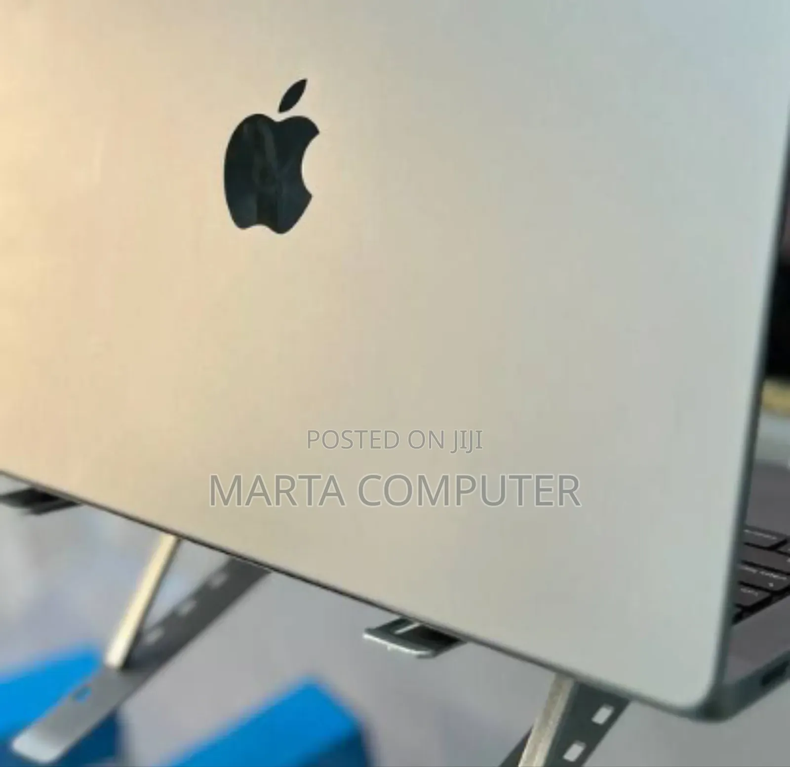 New Laptop Apple MacBook Pro M1 32GB Intel Core I9 SSD 1T