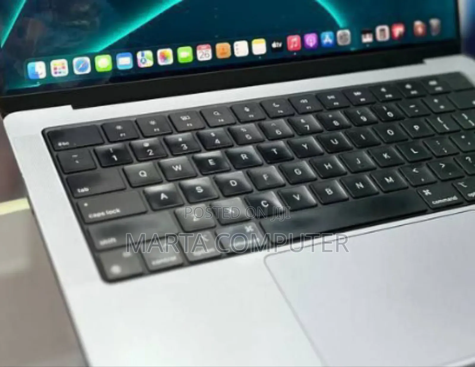 New Laptop Apple MacBook Pro M1 32GB Intel Core I9 SSD 1T