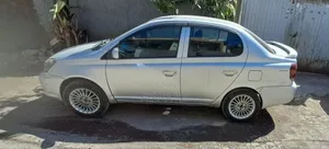 Photo - Toyota Platz 2004 Silver
