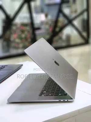 New Laptop Apple MacBook Pro 2019 32GB Intel Core I9 SSD 1T