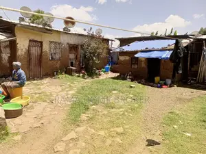 !? አስቸኳይ ለሽያጭ የቀረበ ቦታ (ኮተቤ አሪፍ ቦታ ላይ)