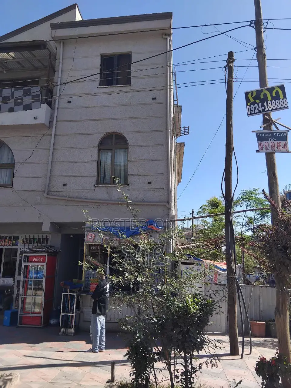 6bdrm Condo in Akaky Kaliti for sale