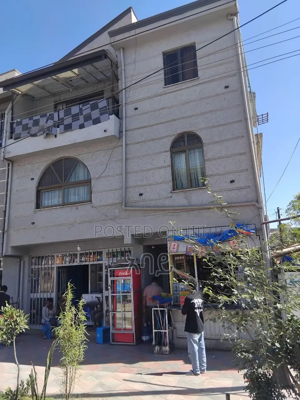 6bdrm Condo in Akaky Kaliti for sale