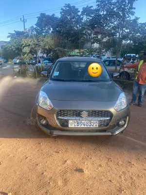 Photo - Suzuki Swift 2021 Gray