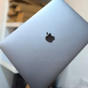 New Laptop Apple MacBook 2020 8GB Apple M1 Pro SSD 512GB