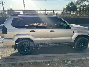 Toyota Land Cruiser Prado 3.0 D-4D 5dr 2006 Silver