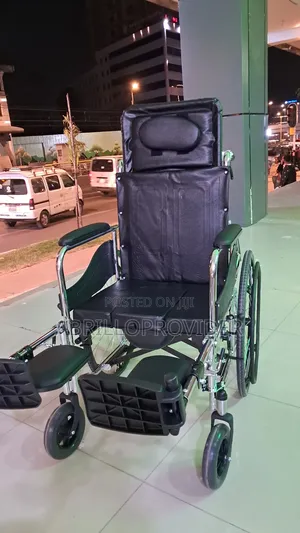 Photo - Toilet Wheelchair水手wheelchair口手wheelchair廿手wheelchair手田wheelchair水手whe