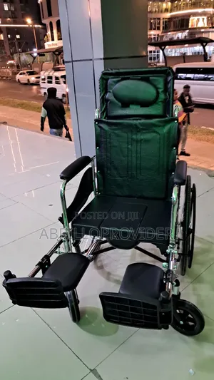 Photo - Toilet Wheelchair水手wheelchair山手wheelchair口手wheelchair卜手wheelchair口手whe