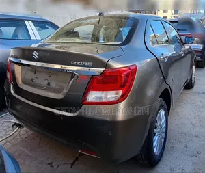 Suzuki Swift 2022 Gray