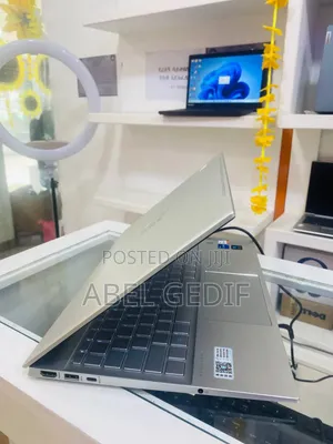 New Laptop HP Pavilion 15 16GB Intel Core I5 SSD 1T