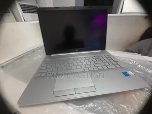 New Laptop HP Stream Notebook 8GB Intel Core I5 HDD 1T