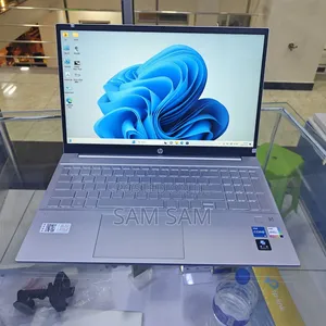 Photo - New Laptop HP Pavilion 14 16GB Intel Core I5 SSD 512GB