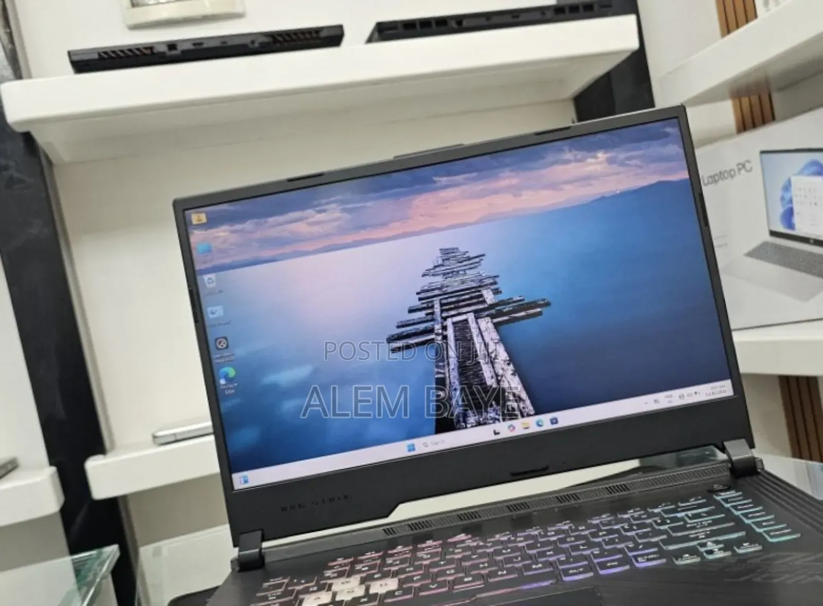 New Laptop Asus ROG Strix G17 24GB Intel Core I7 SSD 1T