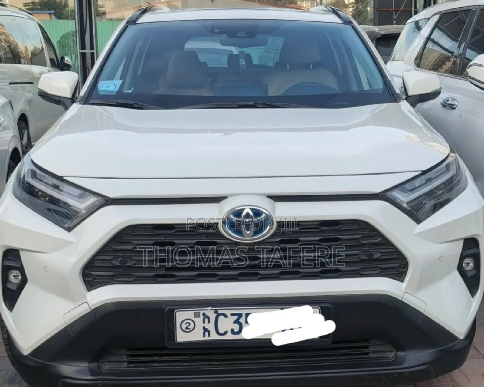 Toyota RAV4 2022 White