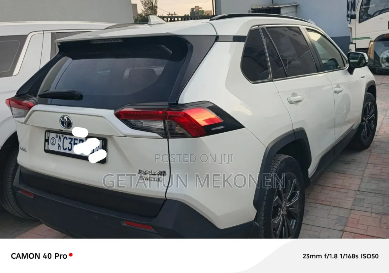 Toyota RAV4 2022 White
